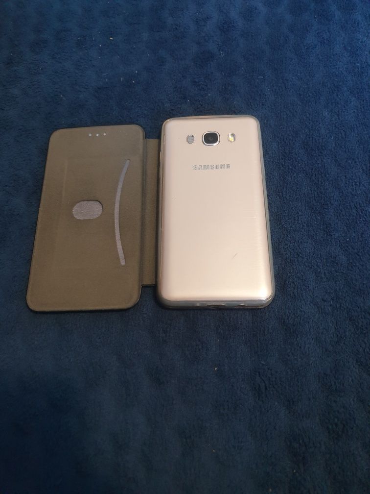 Telefon Samsung J5 Geam fisurat