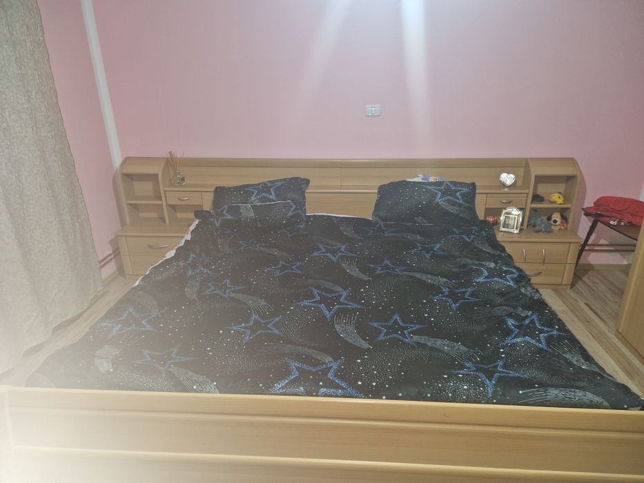 Dormitor complect pe 2 m