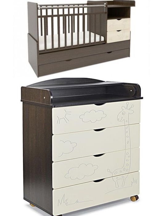 Кровать-трансформер и комод