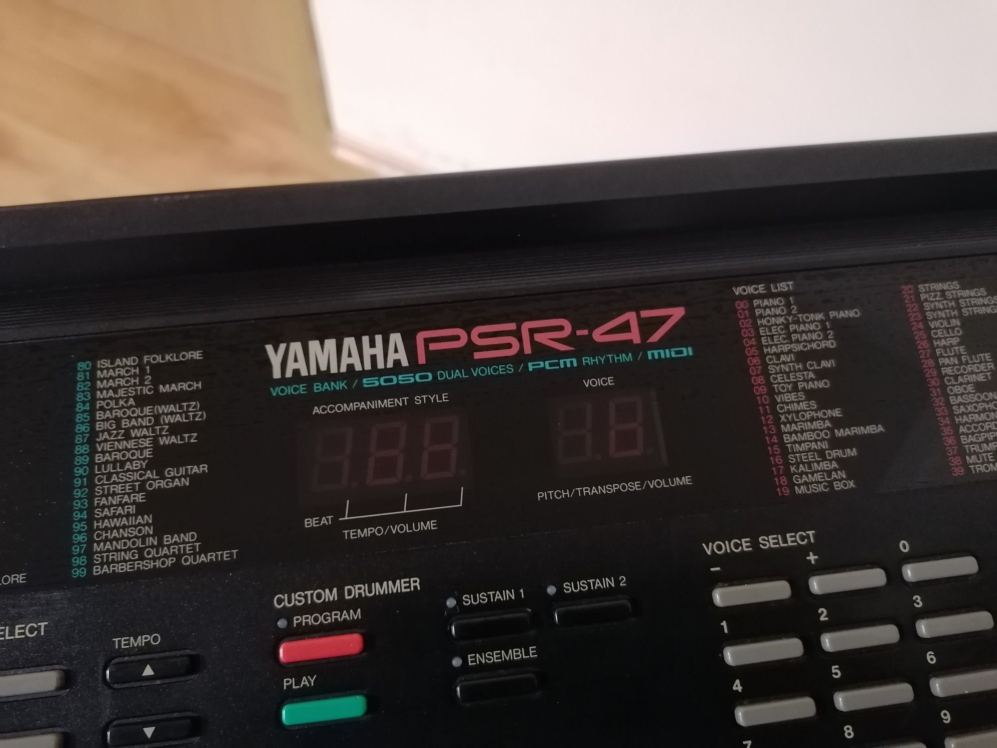 YAMAHA PSR-47 DASystem 5050 dual orga pian digital polifonic