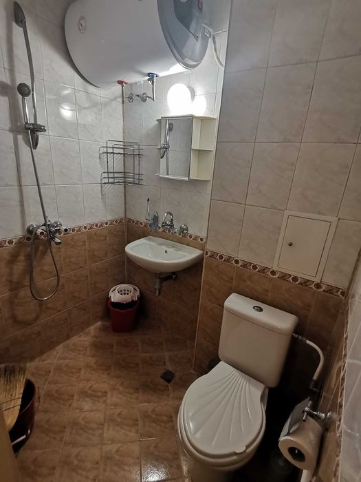 Дава се под наем Двустаен апартамент в Бургас, Лазур - 80 кв.м за 357 € - Снимка #5