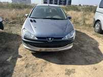 Dezmembrez Peugeot 206 1.4 benzina 2001-2008