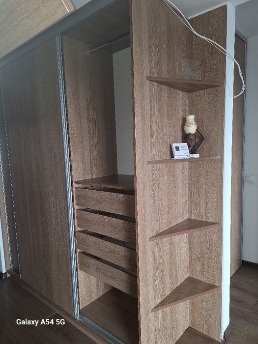 Dressing  pt living sau dormitor