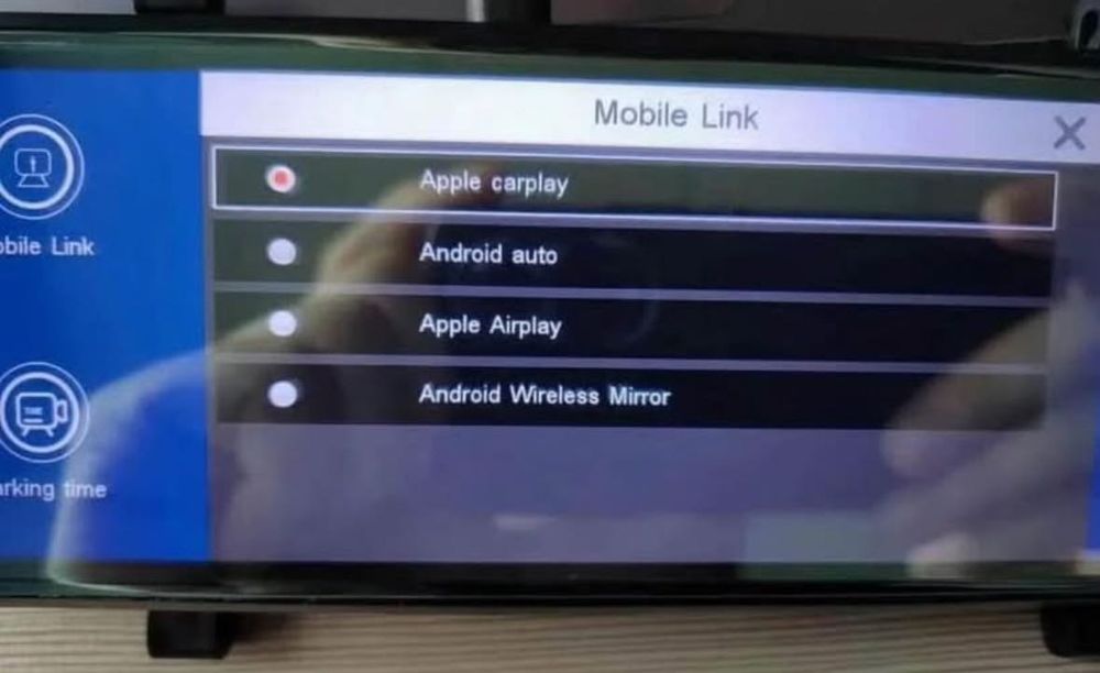 Camera auto 4k cu CarPlay și gps