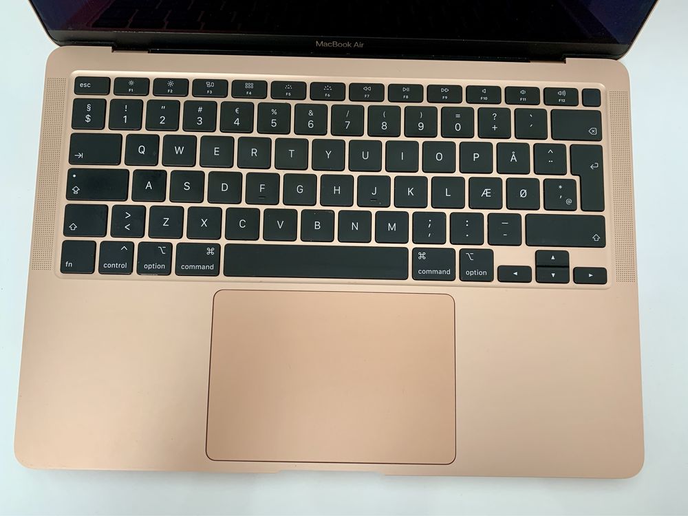 Лаптоп MacBook Air 13 Gold 2020 (A2179) ЗАКЛЮЧЕН!