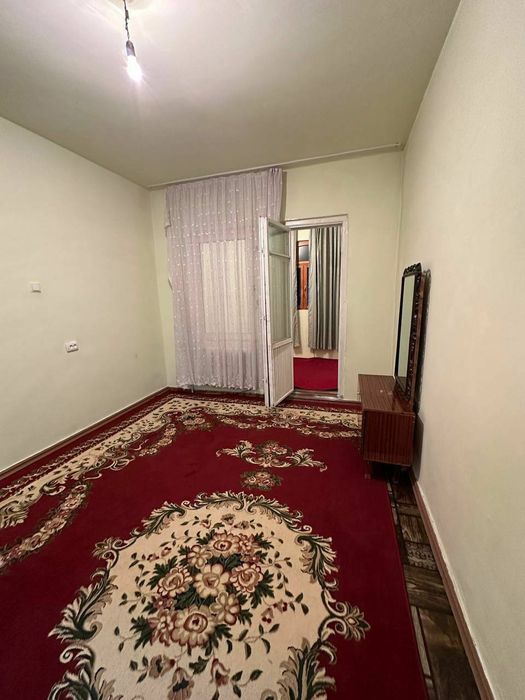 Срочно сотилади Сергели 5.галарейка дом 1*2/4/9 ремонт тоза мактаб бог