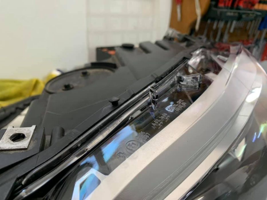 Sticle faruri BMW Seria 5 F10 F11  XENON far f10 Stanga Dreapta