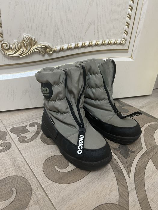Продам зимние детские сапоги марки INDIGO KIDS