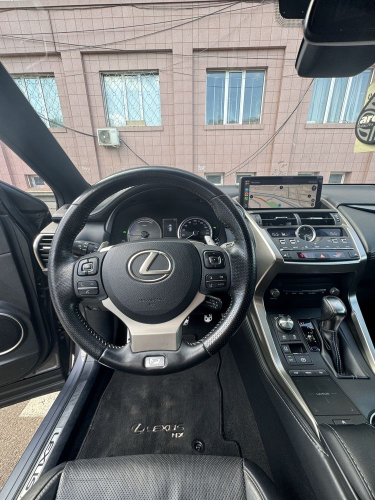 LEXUS NX300h 2019 F-Sport