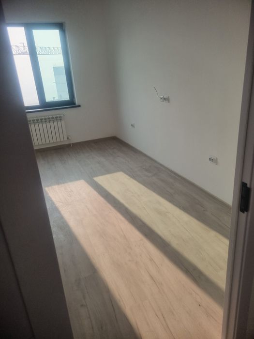 3 xonali uy sotiladi