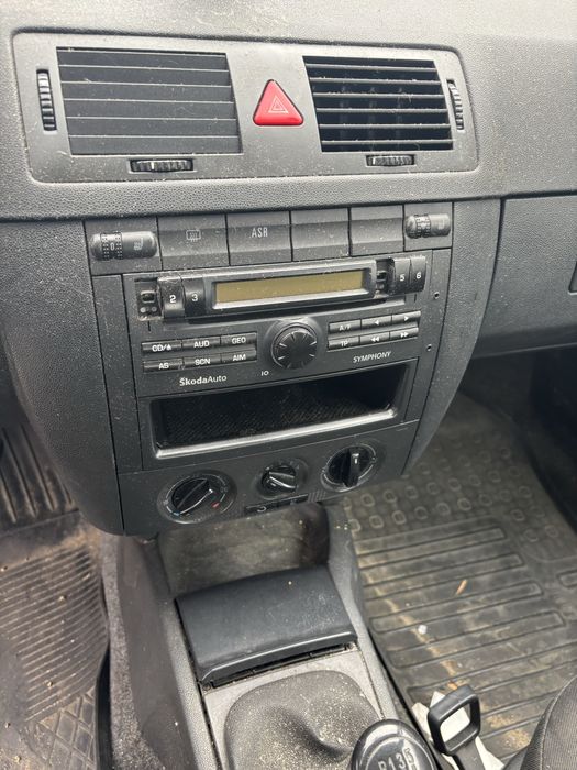 Skoda Fabia 1.9 101 На части