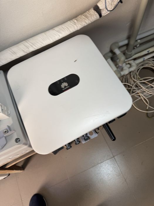 Vand invertor HUAWEI
