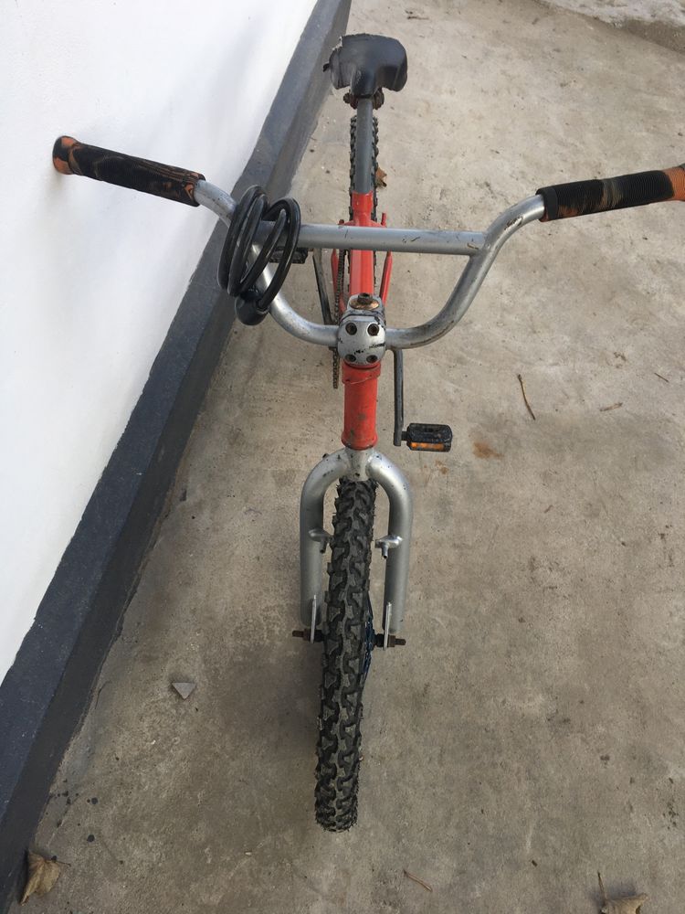 BMX adolescenți