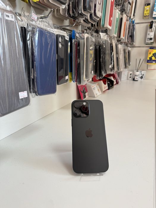 Vand iphone 16 pro max 1Tb impecabil!!