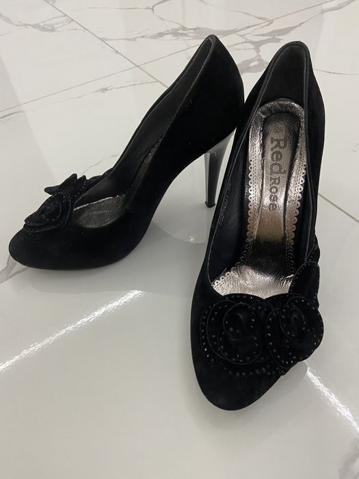 Женская обувь 3000