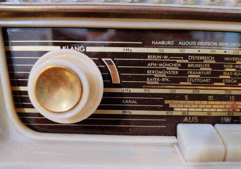 Radio lampi Telefunken aspect colectie, sunet cald, transport gratuit