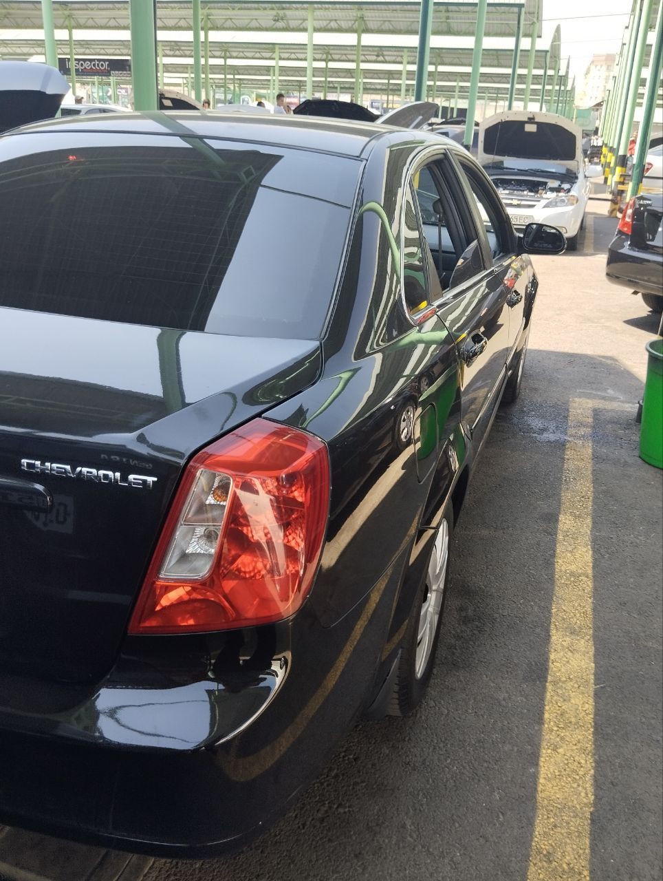 Насия савдо Lacetti SX 2 поз. 1.8L 2011 Қора