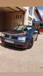 Vând sau schimb golf 4