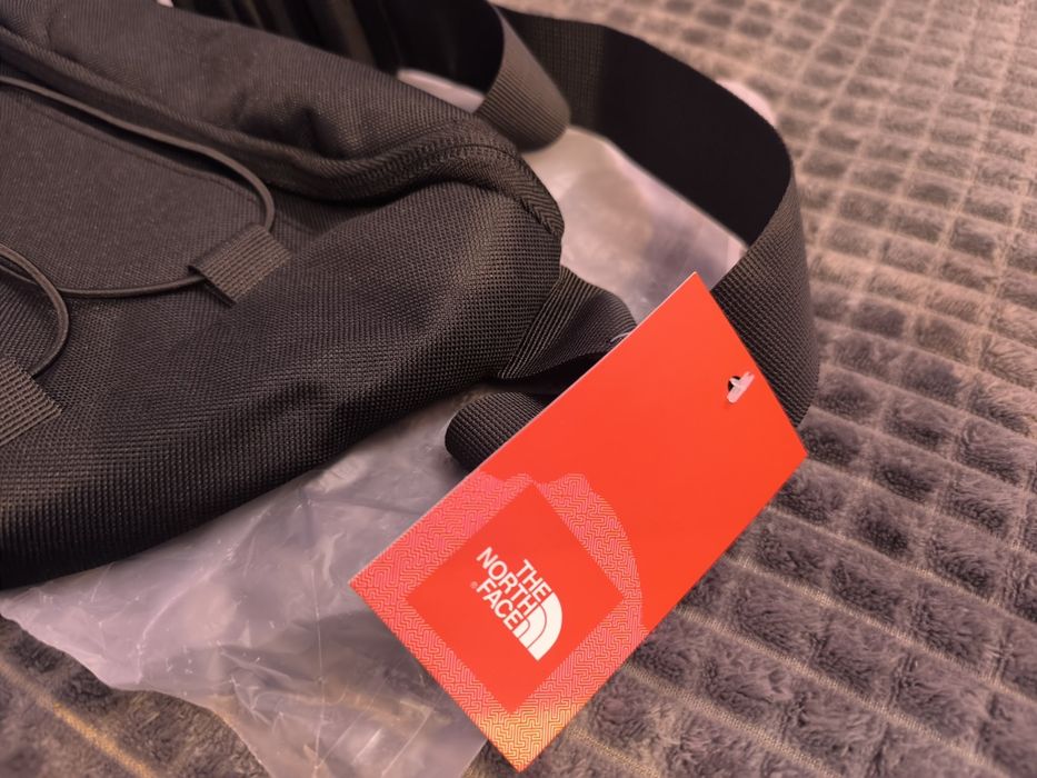 Чанта през кръста The North Face