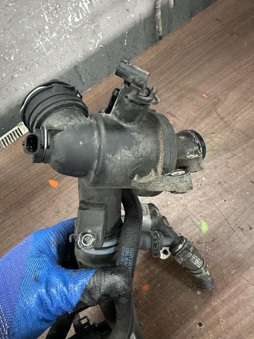 Termostat apa robinet apa suport filtru mercedes w212 w202 cls 2.2cdi