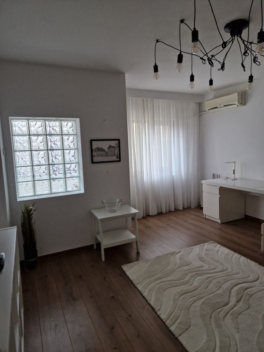 Ap 2 camere decomandat Drumul Sării