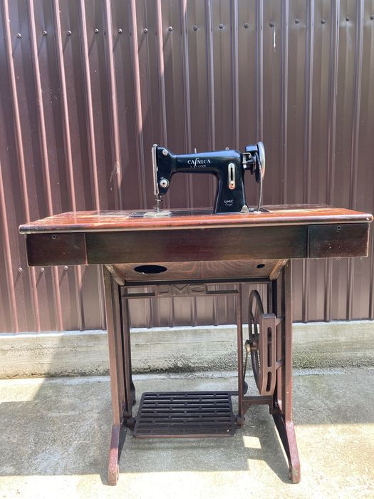 Mașină de cusut ILEANA profesională