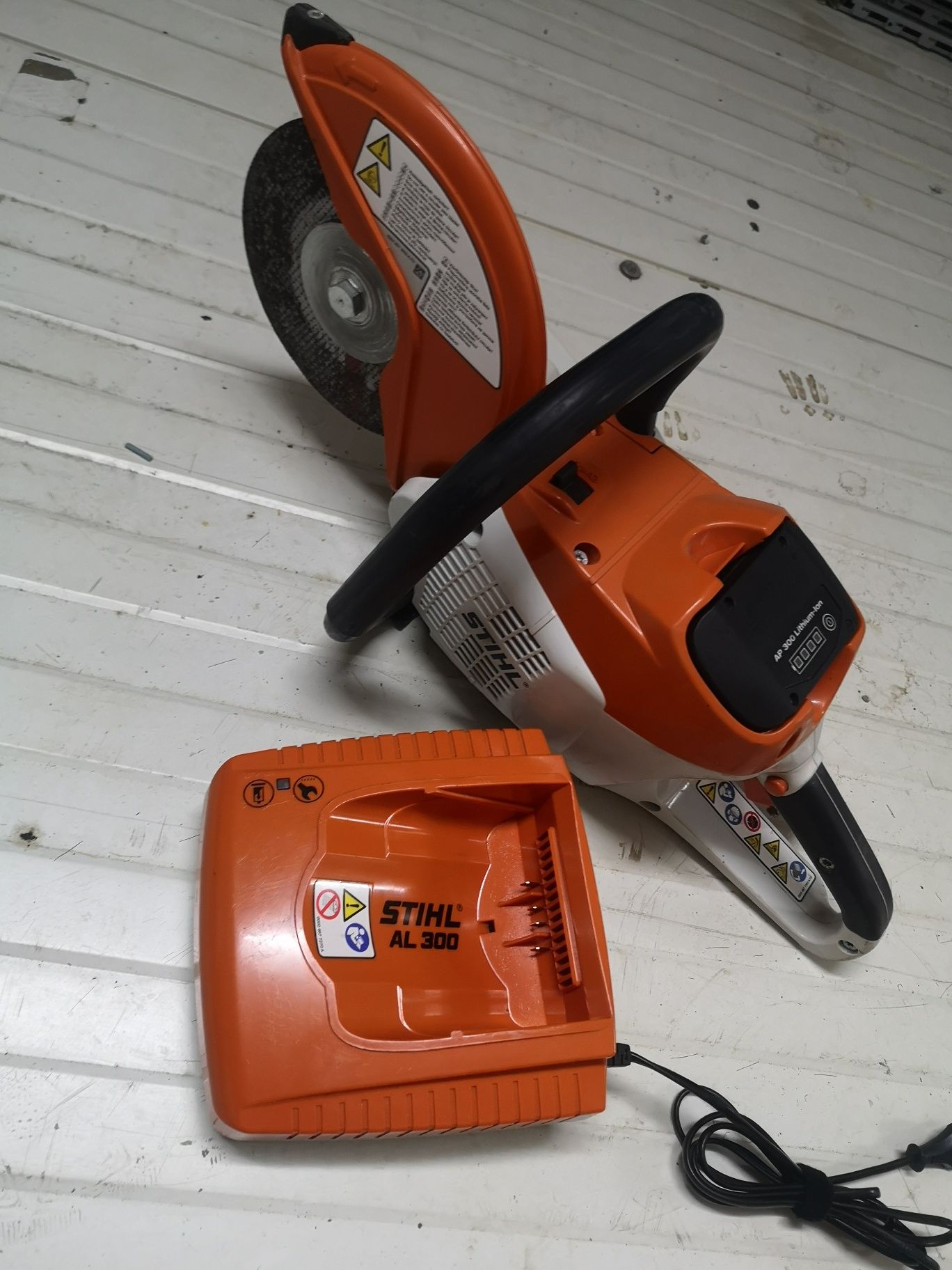 Stihl Tsa 230 masina taiat beton