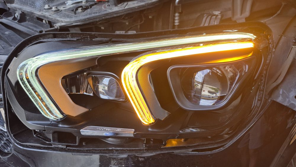 Reparatie faruri Mercedes GLE,GLA,GLC,GLS-carcase,sticle,DRL