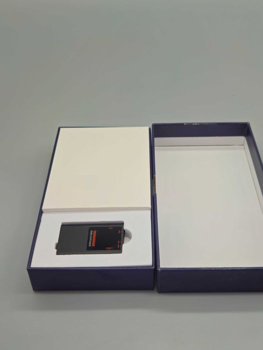 Дигитален диктофон M11 с метален корпус, FM радио и гласово активиране