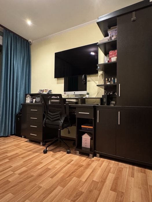 Mobila/birou/biblioteca