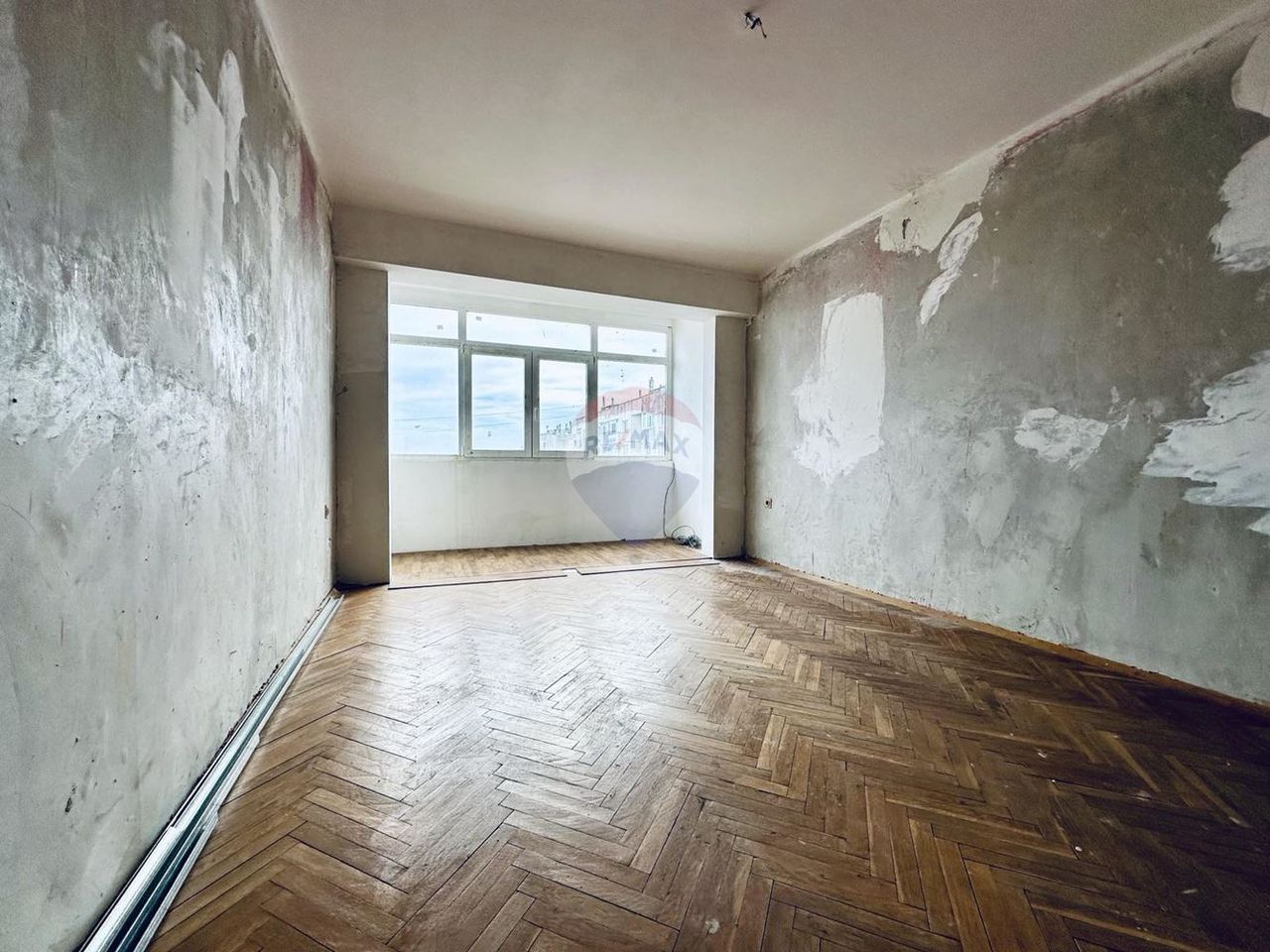 Продава се Двустаен апартамент в Балчик - 70 кв.м за 1058 €/кв.м - Снимка #2