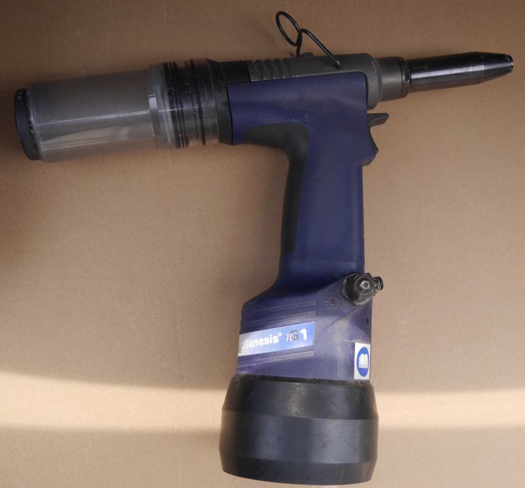 Avdel VG1  – pistol pneumatic pentru pop nituri