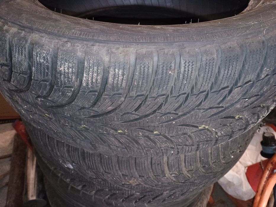 Зимни гуми 205/55/16 Nokian