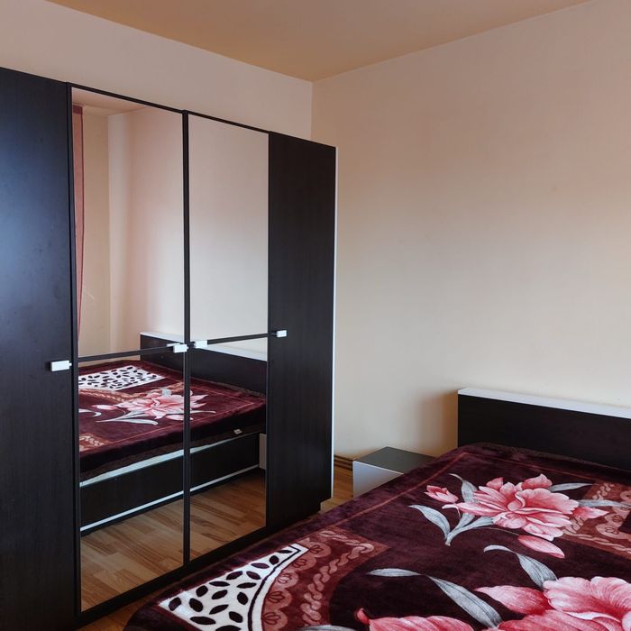 Apartament 2 camere zona 1 Mai