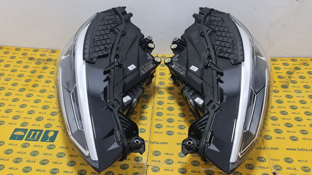 Far faruri full led adaptiv Audi Q3 F3 83A calculator modul complet