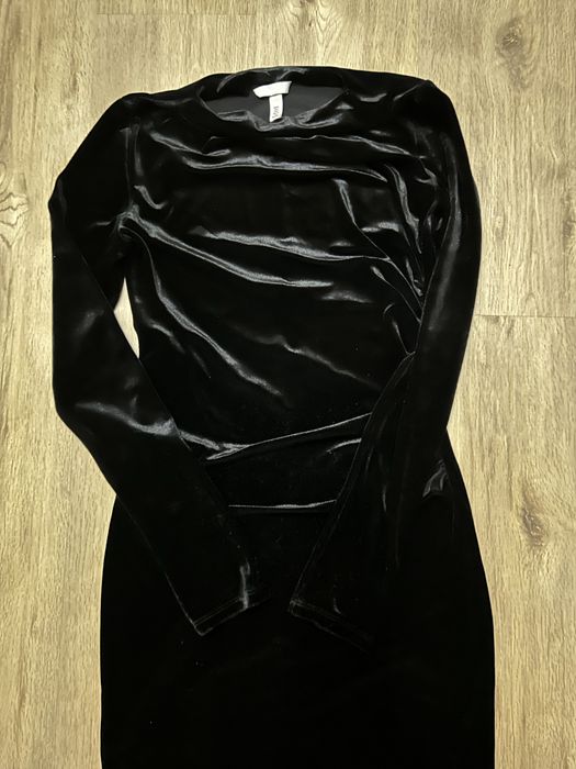 Кадифена рокля H&M