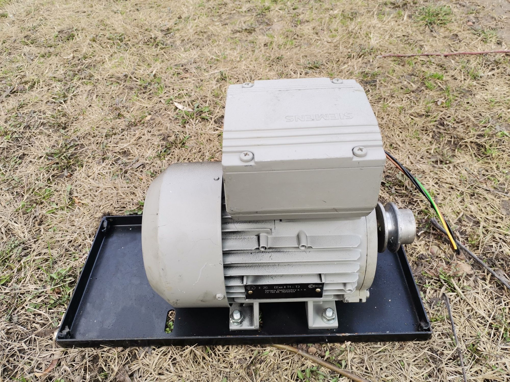 Motor trifazic Siemens