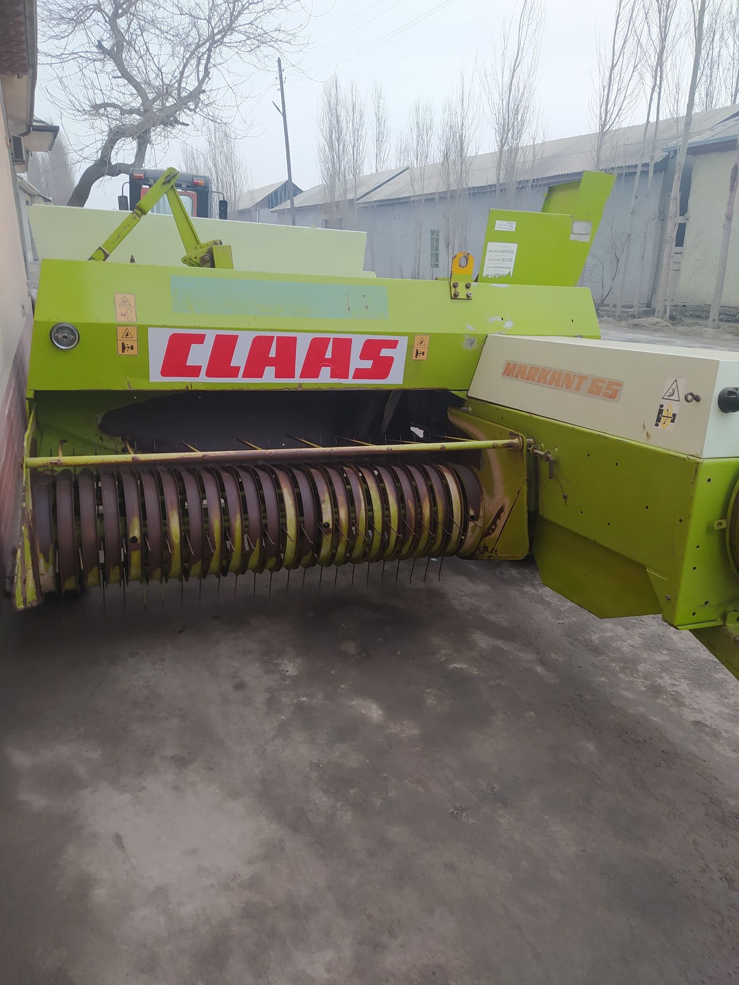 Claas Markant 65