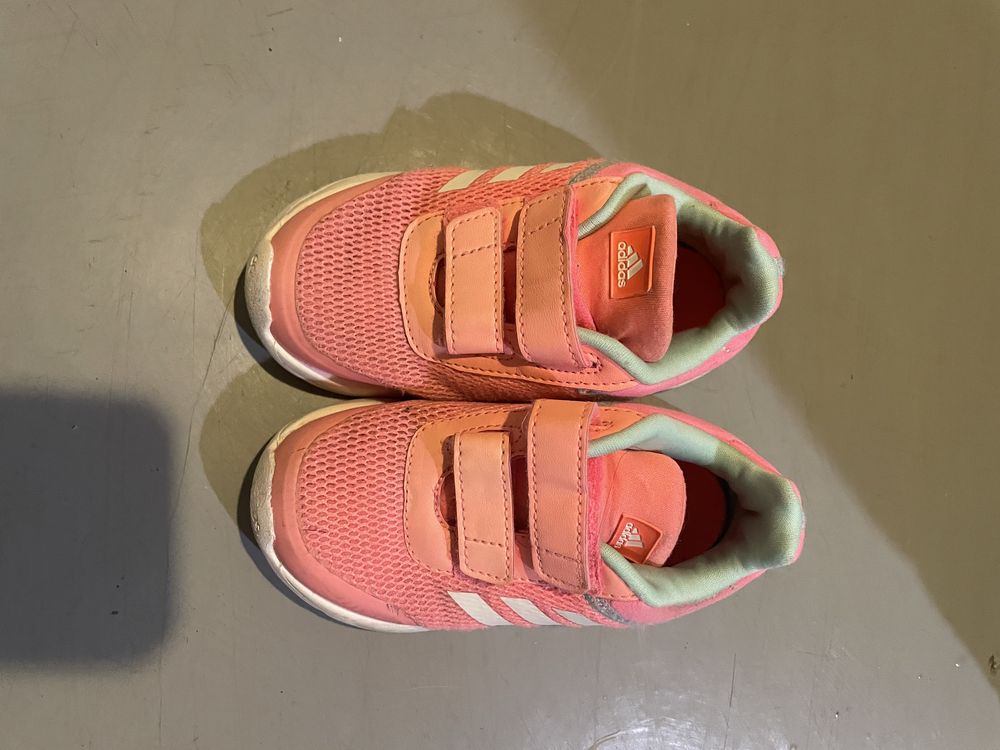 Маратонки Adidas