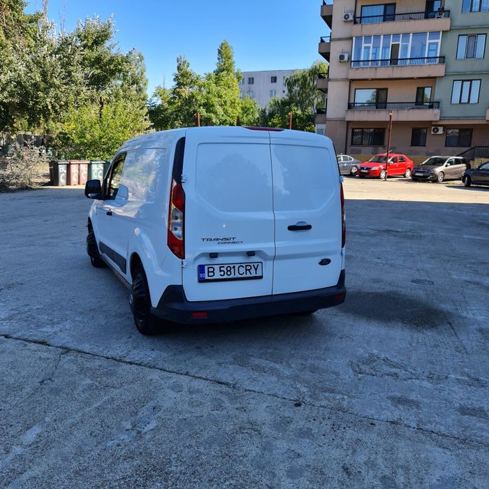 Vând schimb ford transit connect