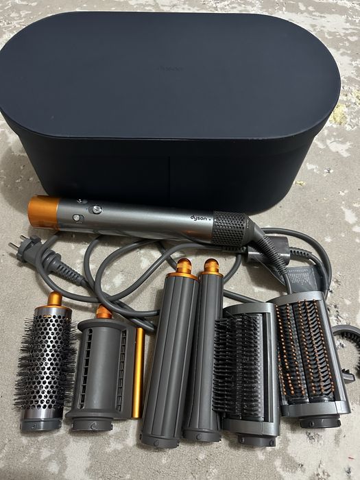Dyson airwrap стайлер