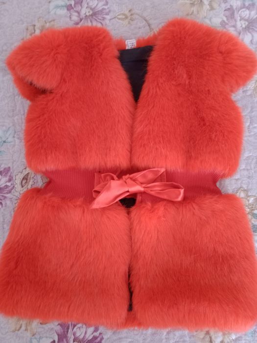 Продаётся Безрукавка