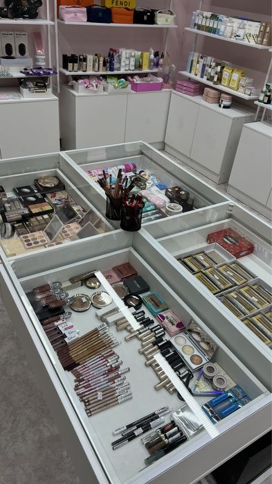 Продажа бутик , магазин косметики