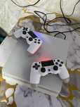 Play station 4 slim