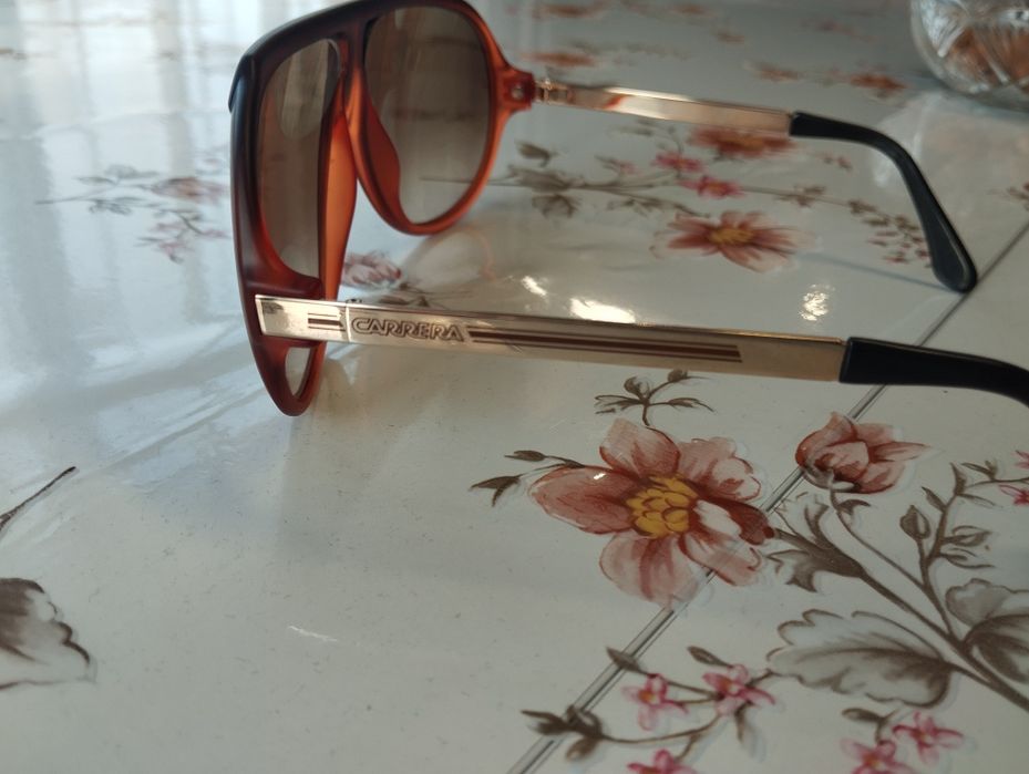 Carrera Слънчеви очила