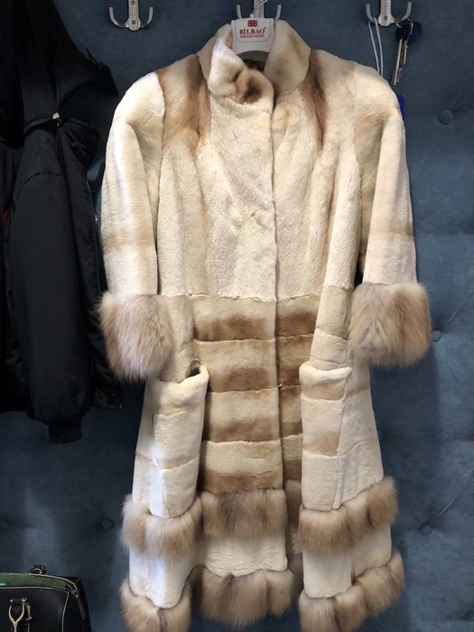 Норковая шуба белая