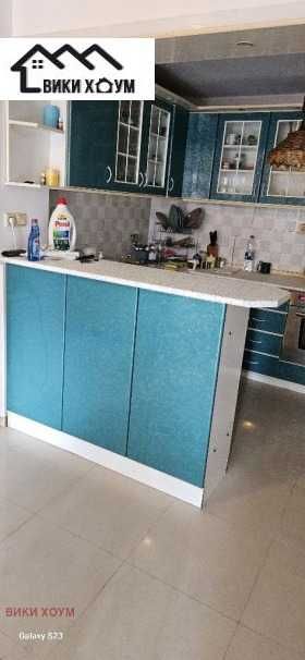 Продава се Тристаен апартамент в Варна, Център - 101 кв.м за 1733 €/кв.м - Снимка #1