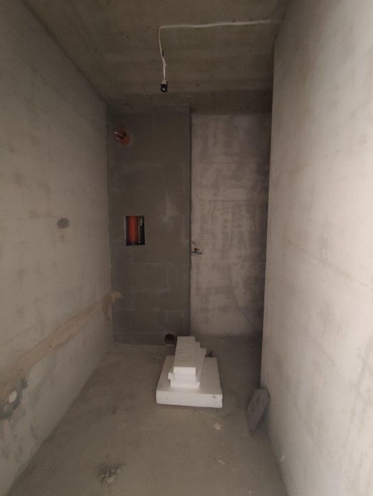 Продава се Двустаен апартамент в Бургас, Център - 63 кв.м за 1103 €/кв.м - Снимка #5