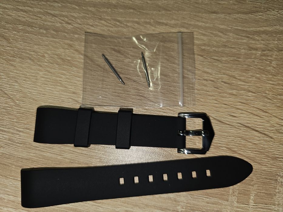 Гумена каишка за часовник 18mm с извит край