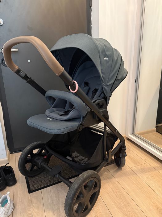 Carucior 3in1 JOIE A-Tour Chrome DLX